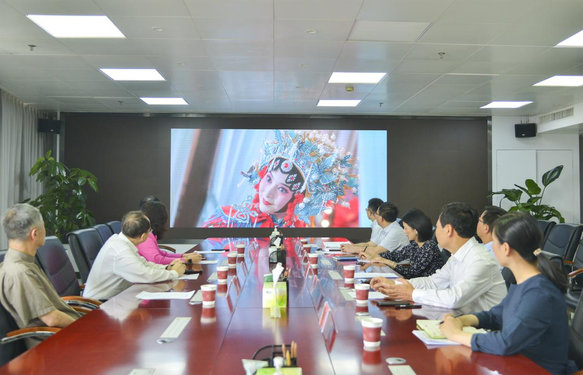 河南省文化和旅游厅党组书记、厅长黄东升会见美中友好协会会长张锦平一行