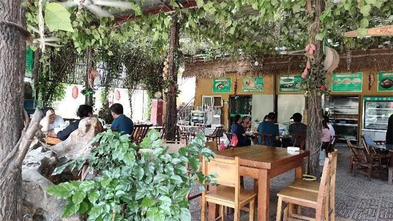鲁山：绿水青山美如画 乡村旅游富农家