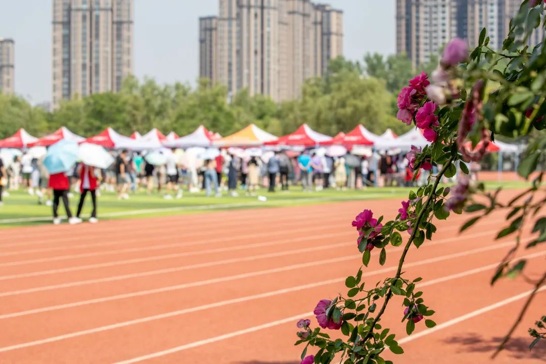 一个摄影老师眼中封闭在校的教学影像记录