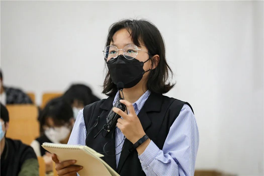 河南开封科技传媒学院：一堂特殊的红色思政课