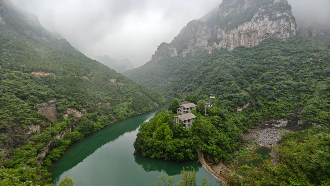 大美河南｜一帘新雨后 秀美青龙山