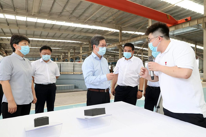 楼阳生在焦作市部分县市调研