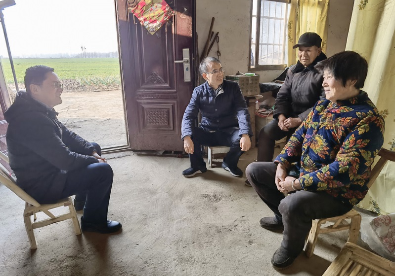 省地方金融监管局副局长李拴成到定点帮扶村开展春节走访慰问活动 省地方金融监管局副局长李拴成到定点帮扶村开展春节走访慰问活动