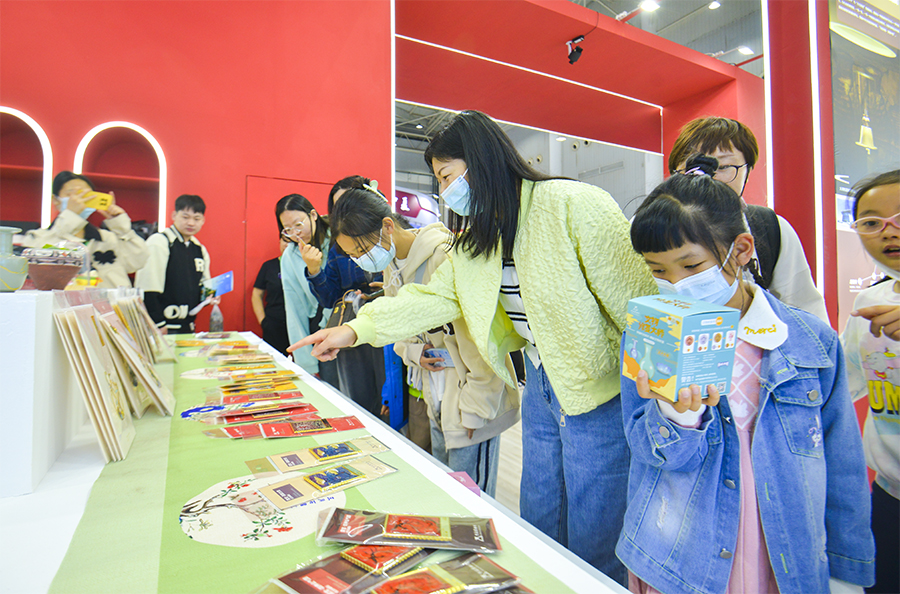 “老家河南”精彩亮相第二届中国（武汉）文化旅游博览会