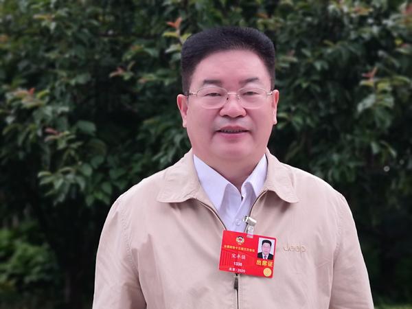 代表、委员热议“郑州消费券”现象 或将助力郑州数字经济“弯道超车”