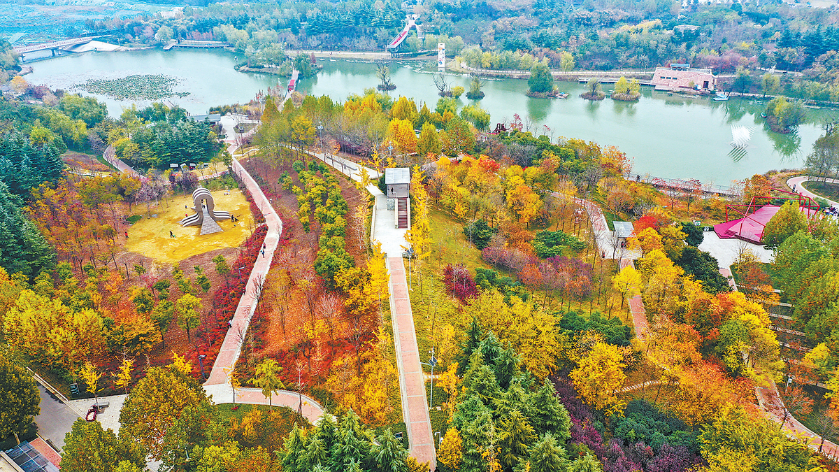 鄭州雕塑公園景色宜人