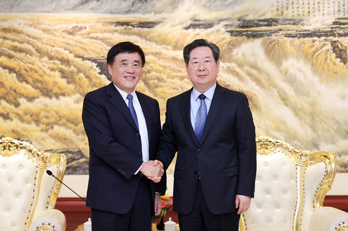 楼阳生会见中国国民党前副主席郝龙斌