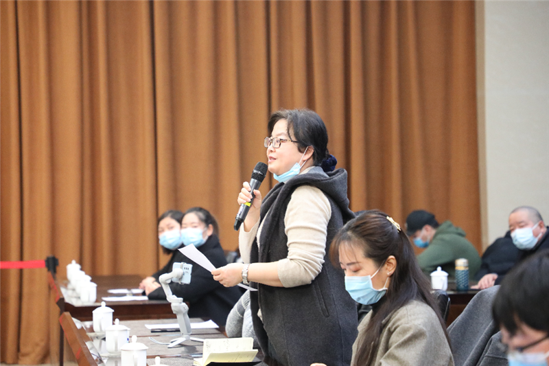 省政府召开“2020年重点民生实事落实情况”发布会聚焦农村教师周转宿舍建设