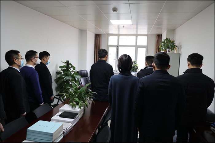省应急厅组织收看江泽民同志追悼大会
