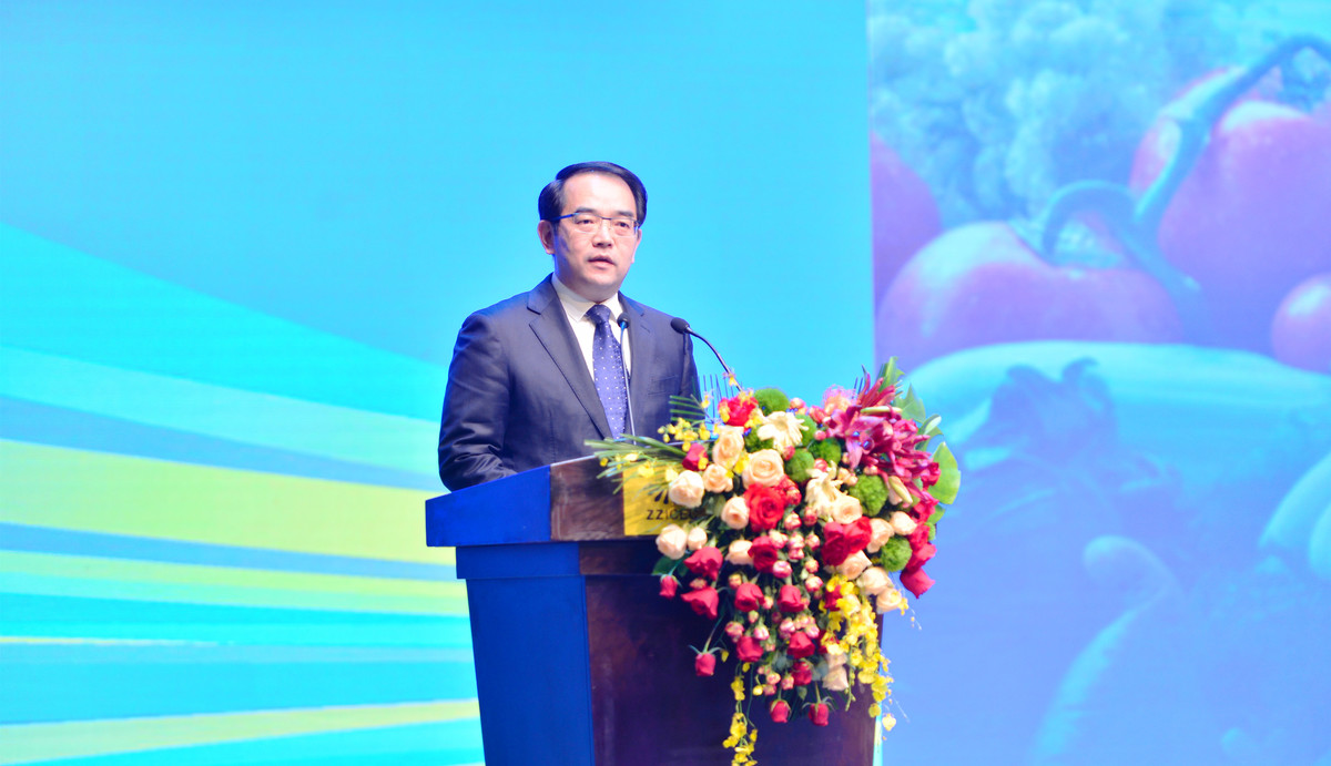 孙巍峰出席“一带一路”国家农业合作专场推介大会 孙巍峰出席“一带一路”国家农业合作专场推介大会