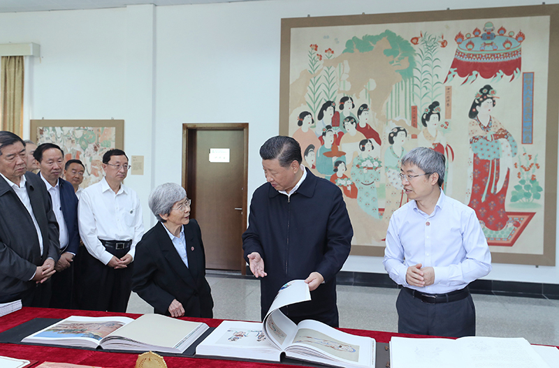 特稿：習(xí)近平帶領(lǐng)百年大黨奮進(jìn)新征程