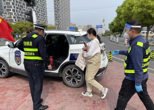“舍小家、顾大家” 漯河城管用行动温暖一座城