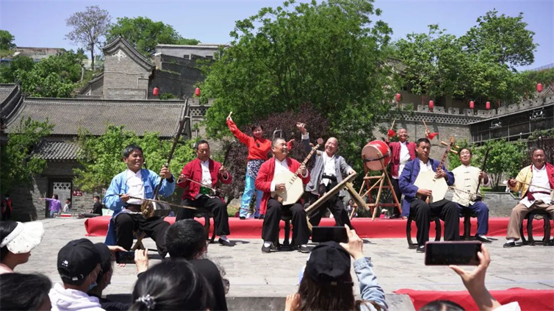 巩义:文旅市场强劲复苏 假日活动精彩纷呈 巩义:文旅市场强劲复苏 假日活动精彩纷呈