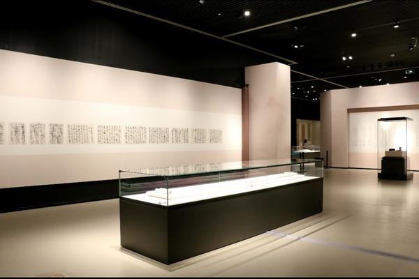 河南博物院王铎书法艺术展：<br>一生挚爱书写家国情仇、颠沛人生