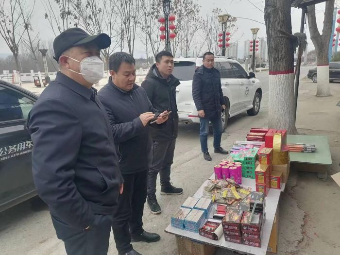 省应急管理厅开展春节元宵节期间烟花爆竹安全督导检查