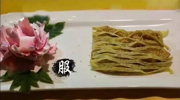 洛阳名吃：洛阳水席---河南特色特产美食小吃(图4)