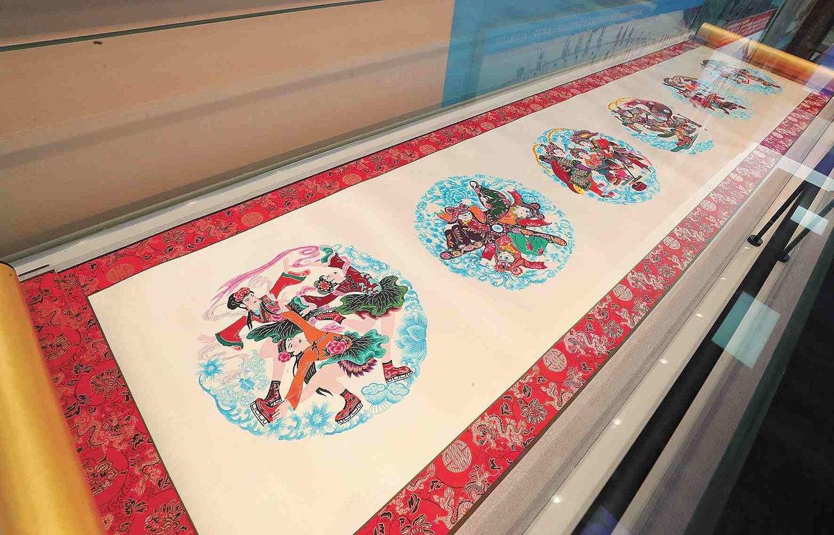从“奋进新时代”主题成就展看全国各地文化建设亮点