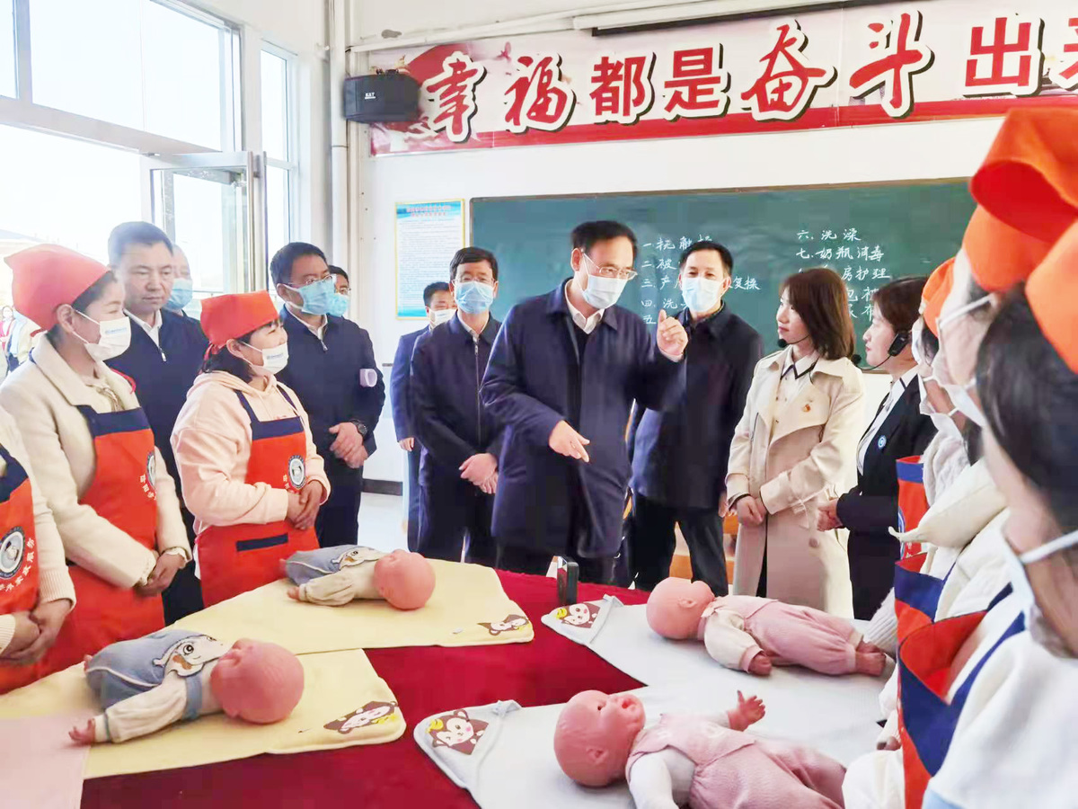 厅党组书记、厅长张国伟到信阳、驻马店调研 厅党组书记、厅长张国伟到信阳、驻马店调研