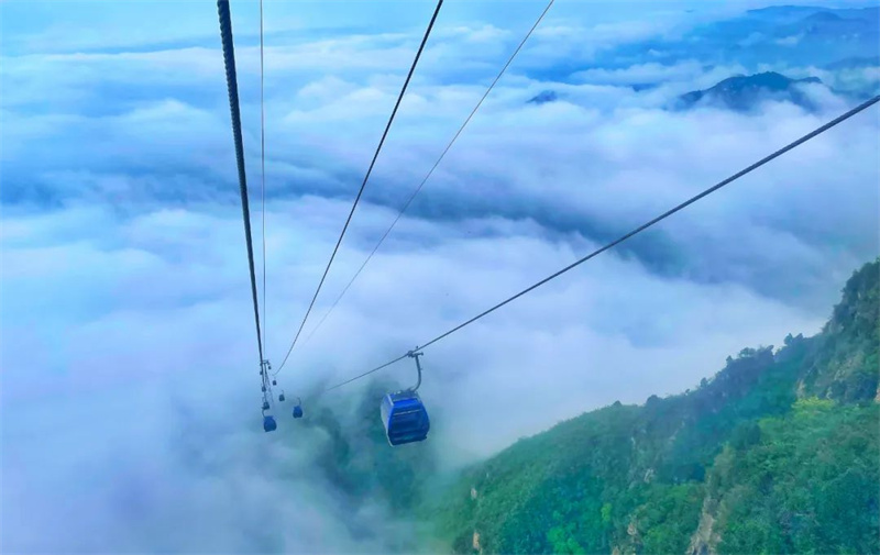 【行走河南·读懂中国】假期首日邂逅秋雨，9.9万游客游焦作