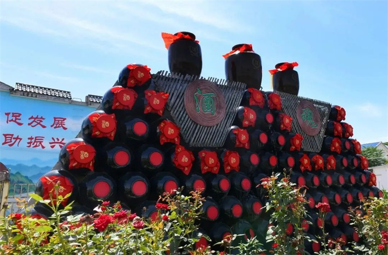 行走河南·读懂中国丨宝丰邢庄村：移步换景 酒香盈村