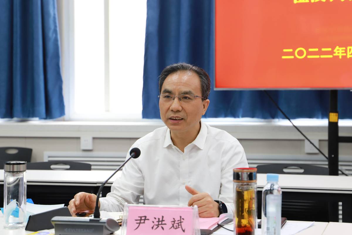 省委教育工委专职副书记尹洪斌到河南机电职业学院调研指导工作  新闻资讯  第2张