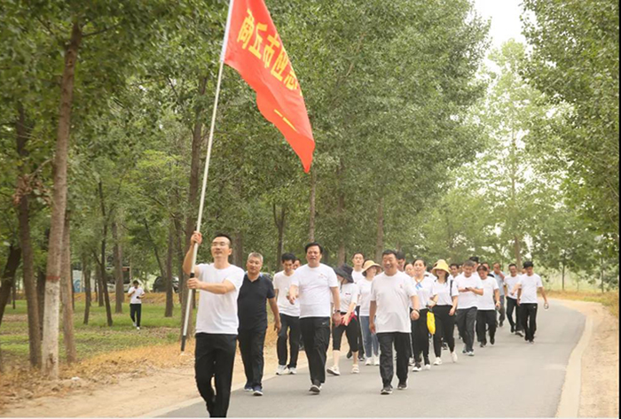 商丘市应急管理局到民权林场开展迎七一主题党日活动