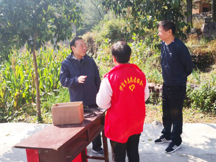 图/文：原永胜暗访林业安全生产和森林防火工作