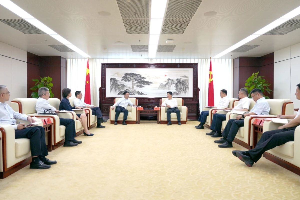 工商银行河南省分行党委书记黄焱到访河南铁建投集团