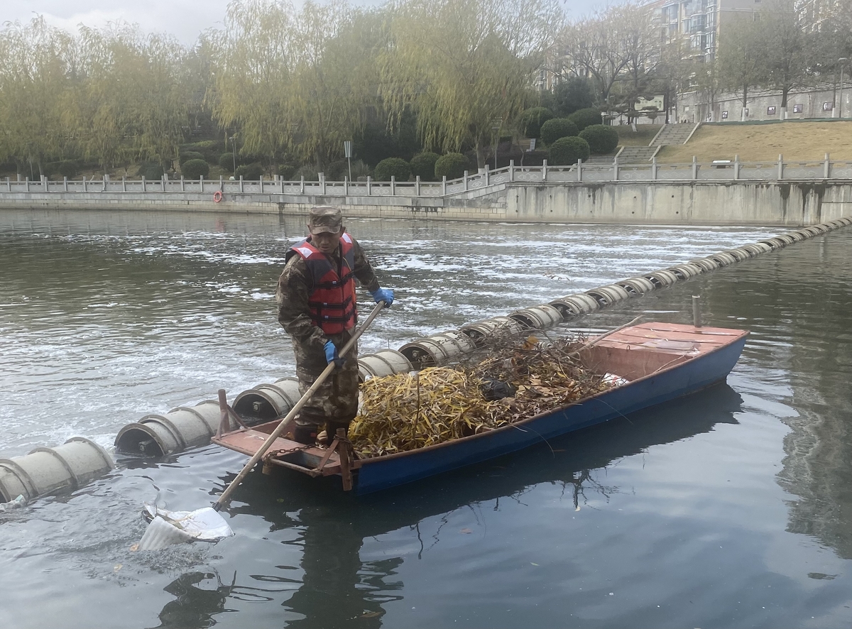 寒流来袭，南阳市城管系统提前启动应急预案<br>—— 迎寒守城 温暖民心的城市风景