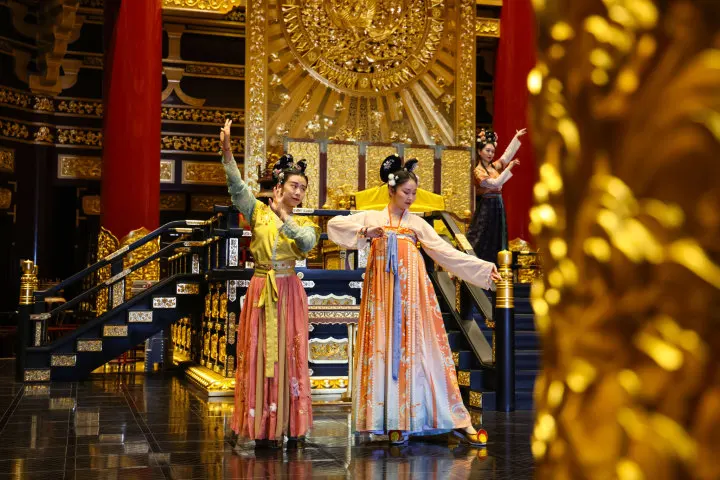 “汉服友好”城市那么多 为何要到洛阳汉服游