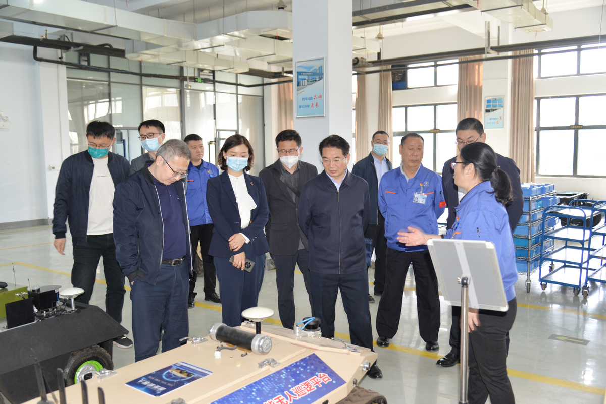 李翔带队赴洛阳等地开展电子信息产业专题调研