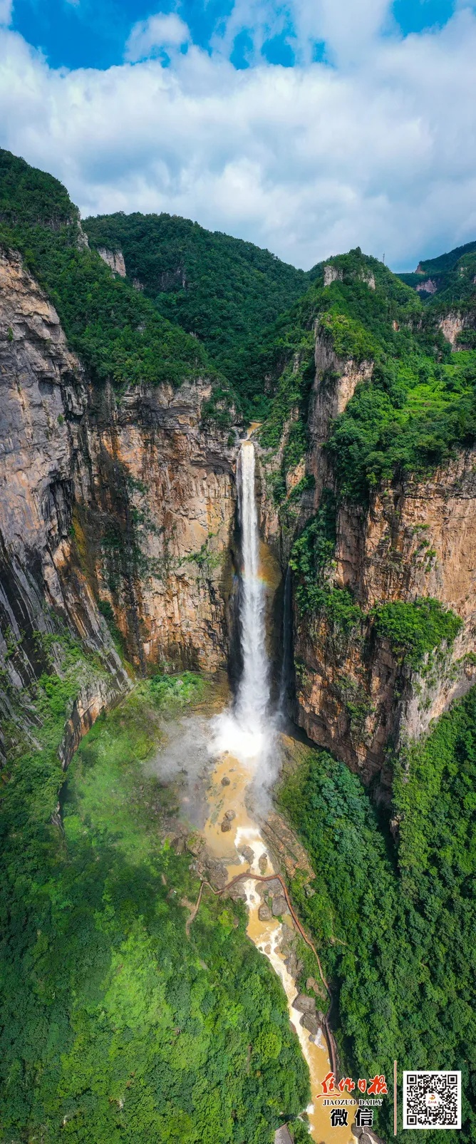 太壮观了！亚洲第一高瀑——314米的云台天瀑再现雄姿