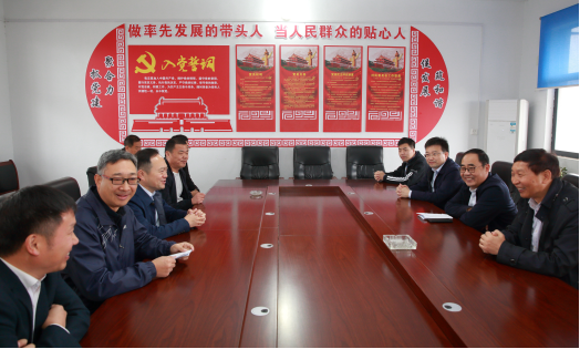 省统计局到新蔡县鲁庄村开展2020年“扶贫日”帮扶慰问活动 