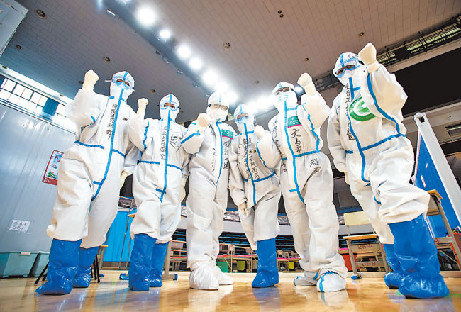 从人民中汲取磅礴力量<br>——习近平总书记同出席2020年全国两会人大代表、政协委员<br>共商国是纪实