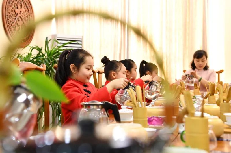 关于铸就社会主义文化新辉煌的一些思考