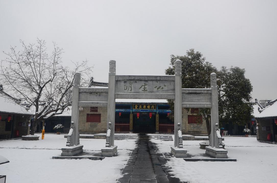 雪落古衙宜观景