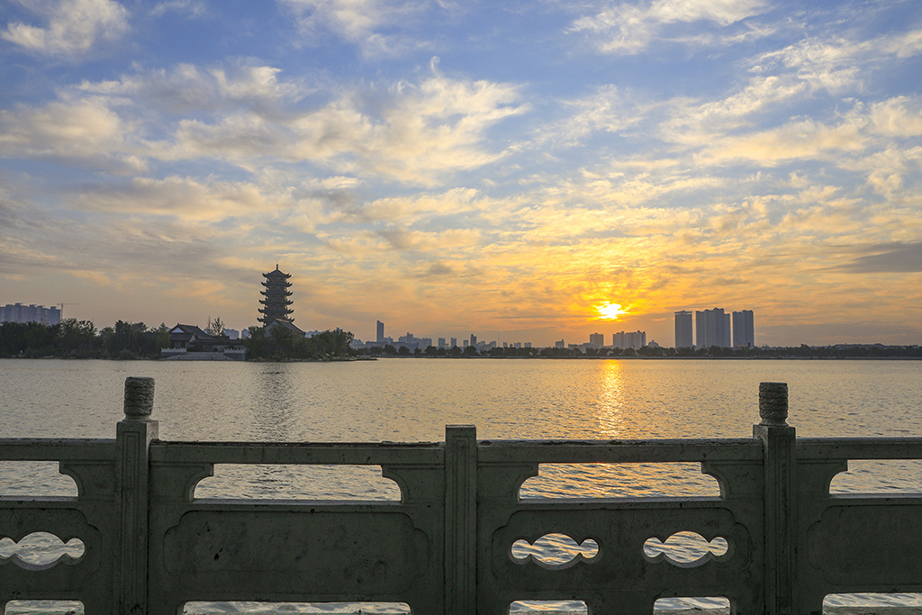 睢县：落日余晖醉晚霞 一抹夕阳美如画