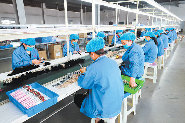 鹿邑打造中国化妆刷之乡