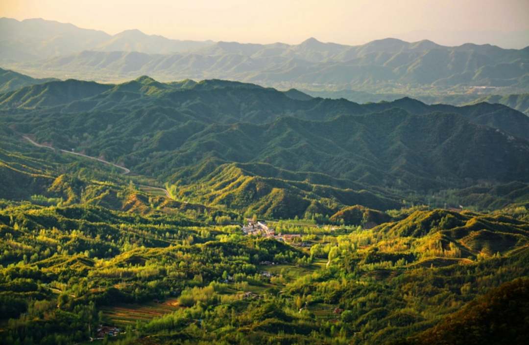 【行走河南·读懂中国】内乡：秋染二龙山