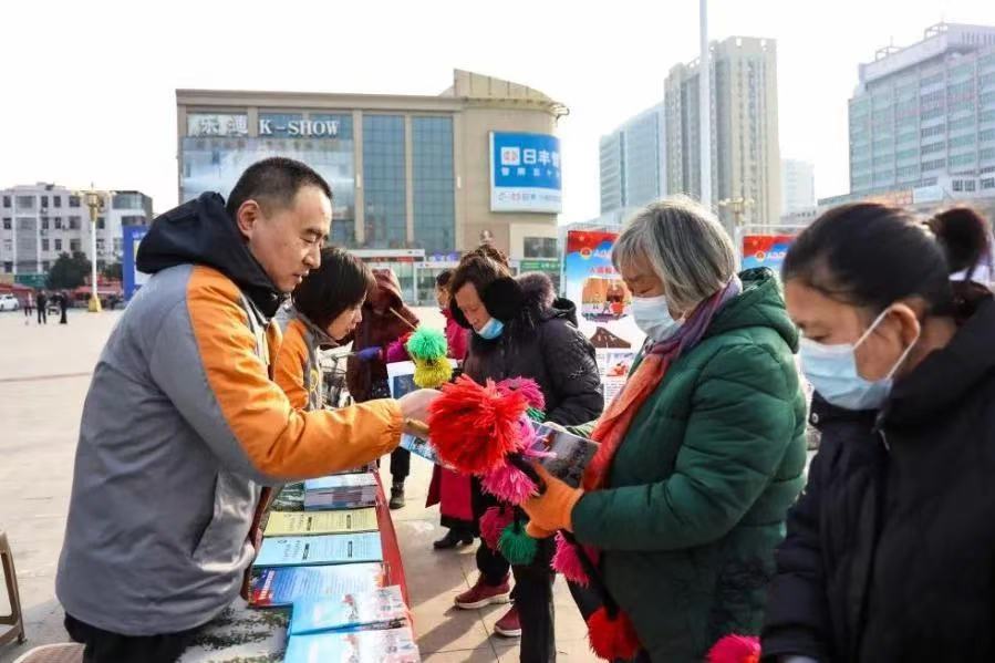 焦作市国动办开展“国际民防日”宣传活动