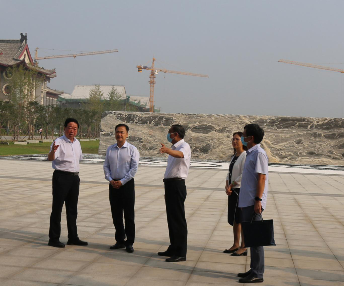 省发展改革委何雄主任调研河南大学 郑州校区建设