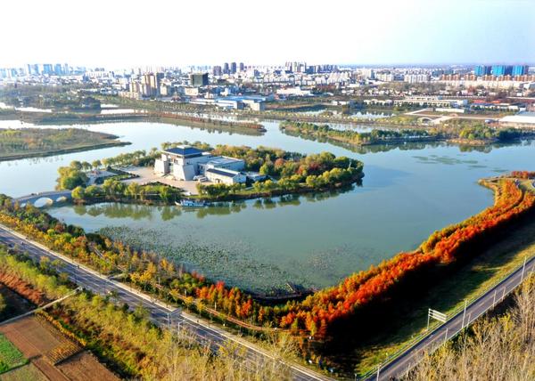 Picturesque Xinyang in Early Winter