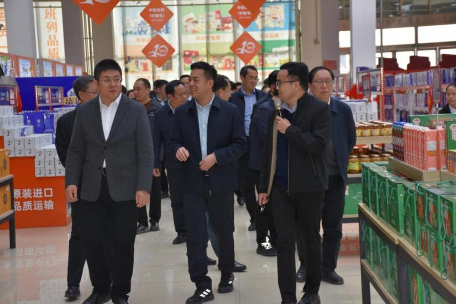 安徽省副省长单向前一行到中豫港务集团调研