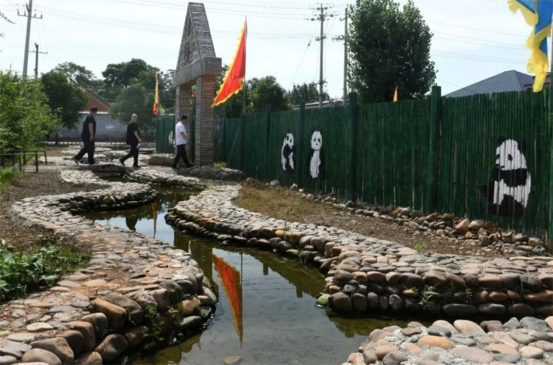 行走河南·读懂中国丨宝丰邢庄村：移步换景 酒香盈村