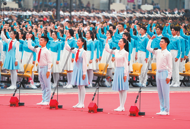 奏响时代强音 展现无限忠诚——庆祝中国共产党成立100周年大会联合军乐团执行演奏任务速写