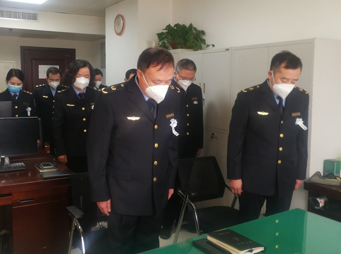省应急厅组织收看江泽民同志追悼大会