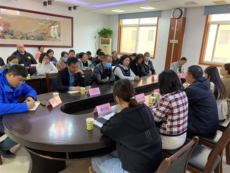 开封市文化广电和旅游局召开首届“中国•开封宋文化非遗节”筹备会 开封市文化广电和旅游局召开首届“中国•开封宋文化非遗节”筹备会