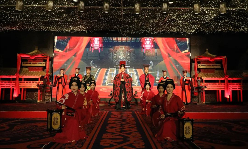 芒砀山与全国游客欢度国庆