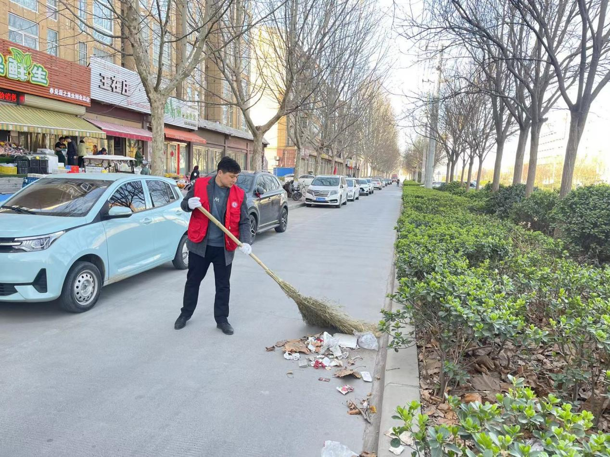 共建卫生城 同育文明花 