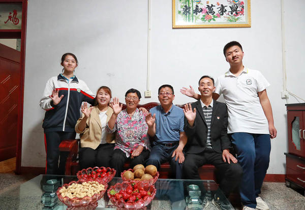 总书记刚刚来过这里丨吃水不忘掘井人